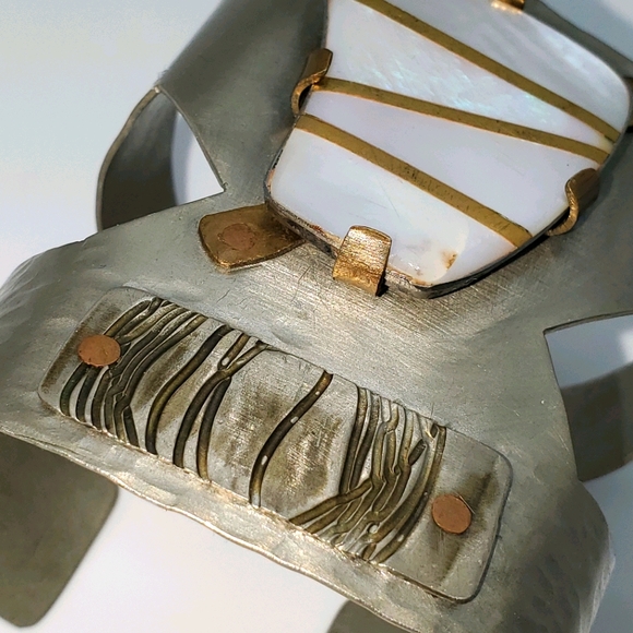 Vintage Brutalist Cuff Bracelet - Picture 4 of 7